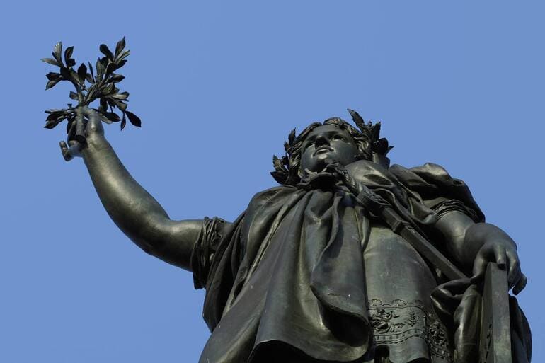 , Politique à gauche: Territoires israéliens / Palestiniens – Israélien tir sur les civils à Gaza (24 juin 2025)