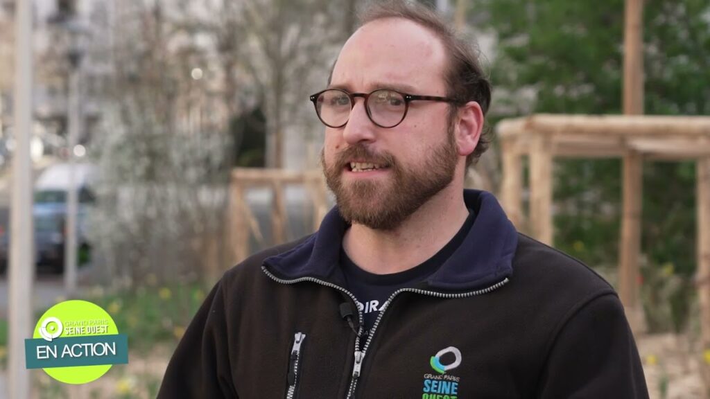 , (Issy-les-Moulineaux): Comment désimperméabiliser la ville ? Explication sur le terrain à Issy-les-Moulineaux|Issy-les-Moulineaux,Comment désimperméabiliser la ville ? Explication sur le terrain à Issy-les-Moulineaux}